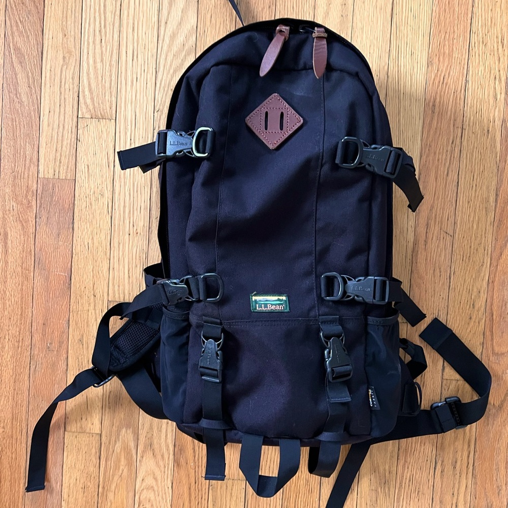 35L L.L. Bean Day Hike Backpack